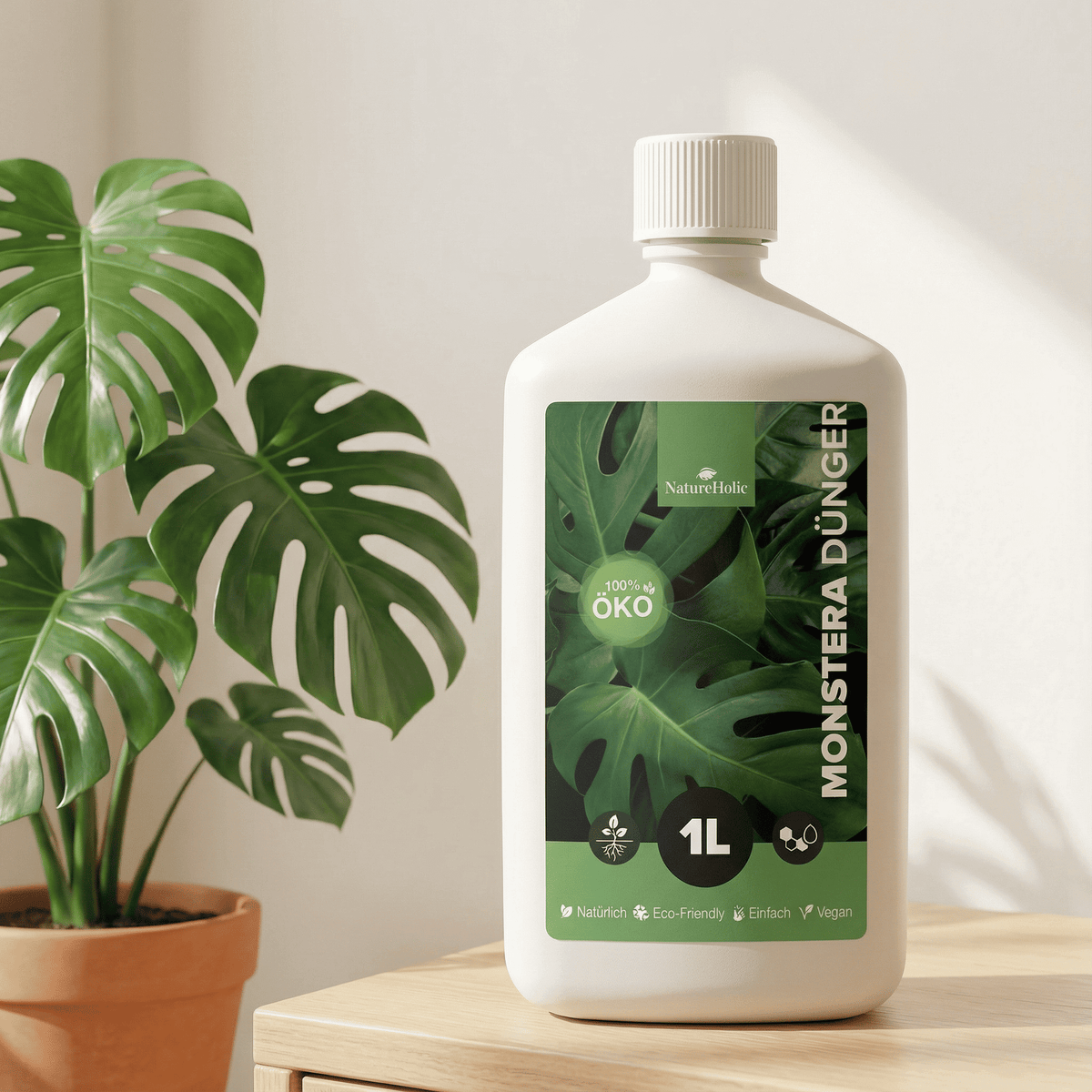 NatureHolic Monstera Dünger - Biologischer Zimmerpflanzendünger - 1000ml