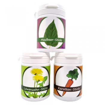 Natur-Futtersticks Set – Maulbeerblätter, Löwenzahn &amp; Karotten – 150 g