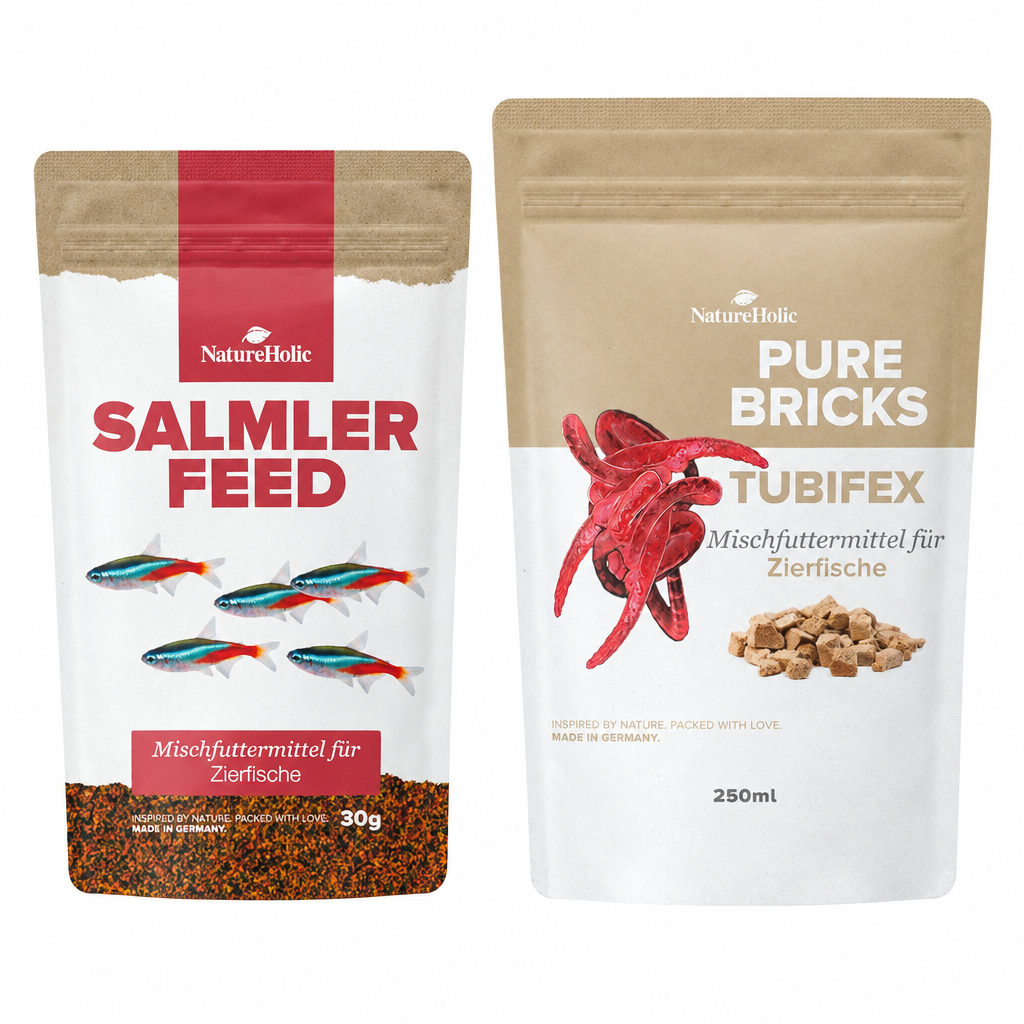 NatureHolic Salmler Feed und Pure Bricks Tubifex nebeneinander